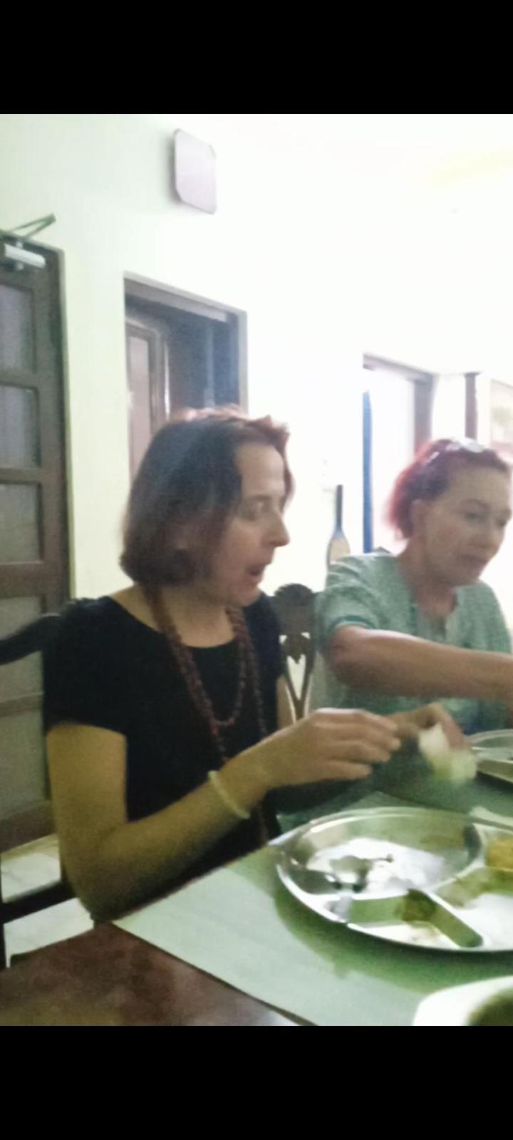 Shanti Niketan Hostel And Homestay พาราณสี ภายนอก รูปภาพ